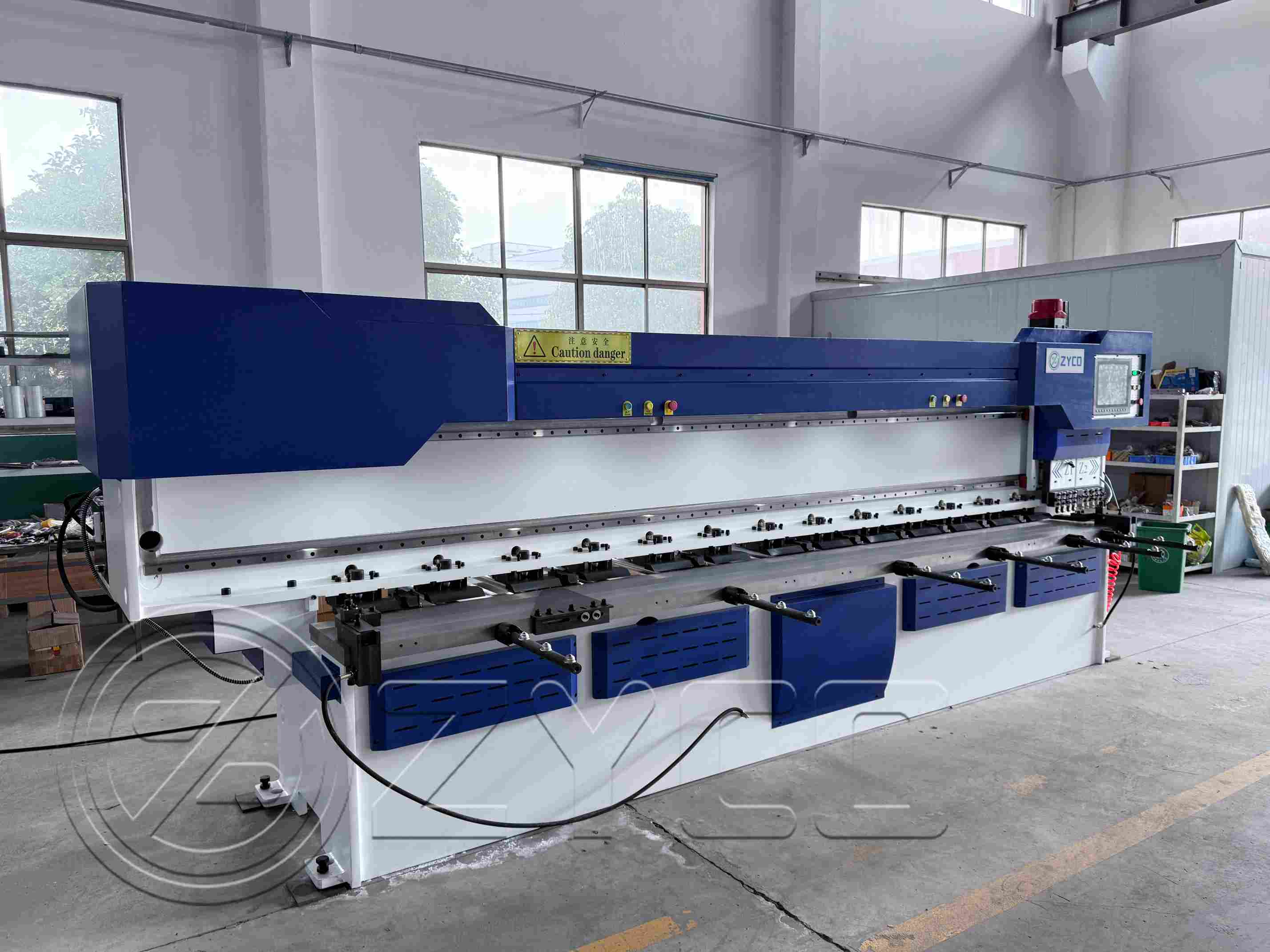 Orichalcum plate grooving machine Orichalcum plate grooving machine